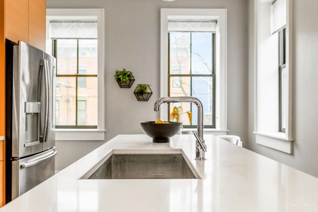 1432 Elm Street, Cincinnati, OH 45202