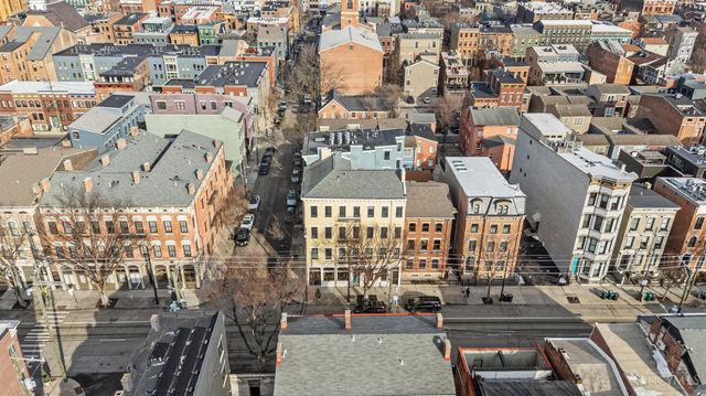 1432 Elm Street, Cincinnati, OH 45202