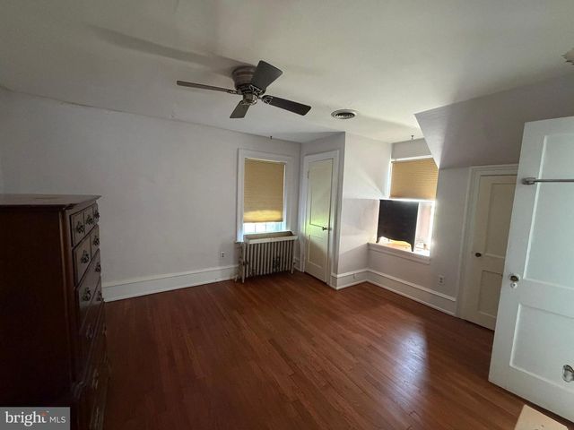 102 SCHOOL LN, Trenton, NJ 08618