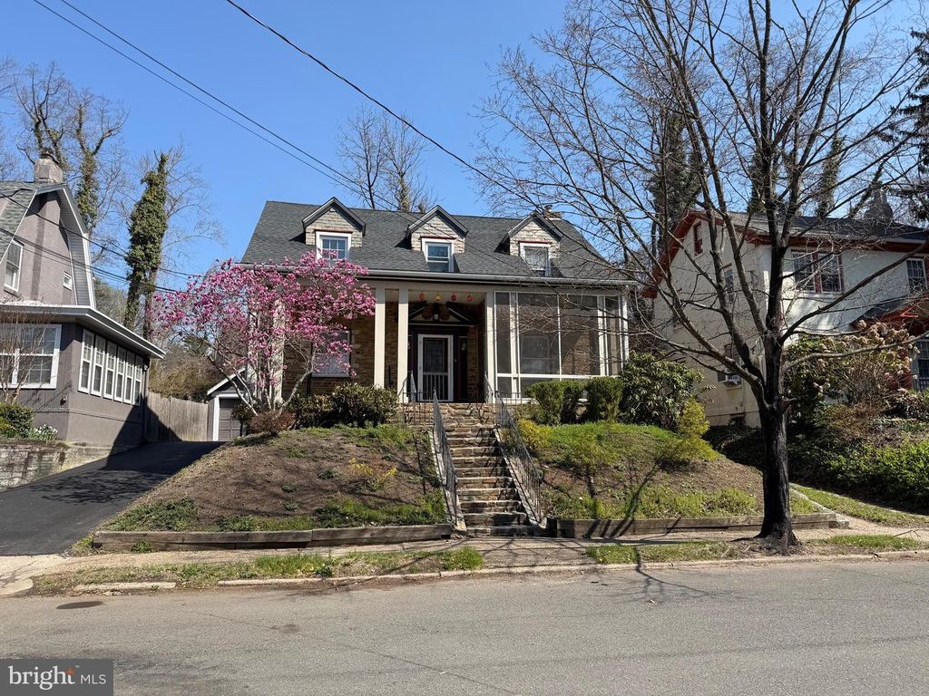 102 SCHOOL LN, Trenton, NJ 08618