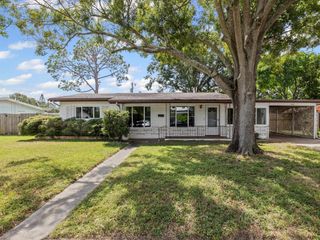 1038 53RD AVENUE N, St Petersburg, FL 33703