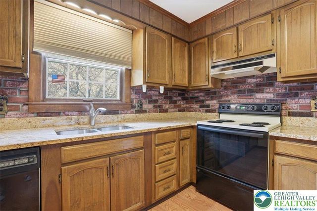 3875 Wellington Drive, Bethlehem Twp, PA 18020