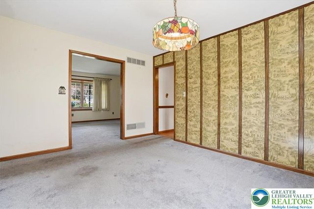 3875 Wellington Drive, Bethlehem Twp, PA 18020