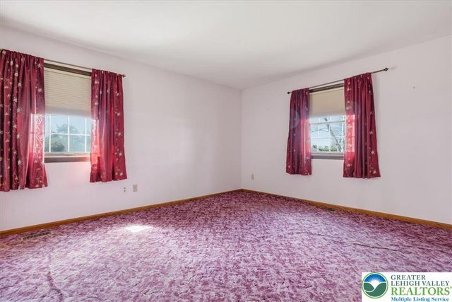 3875 Wellington Drive, Bethlehem Twp, PA 18020