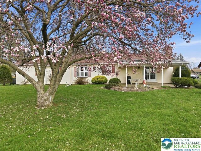 3875 Wellington Drive, Bethlehem Twp, PA 18020