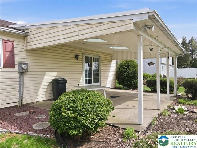 3875 Wellington Drive, Bethlehem Twp, PA 18020