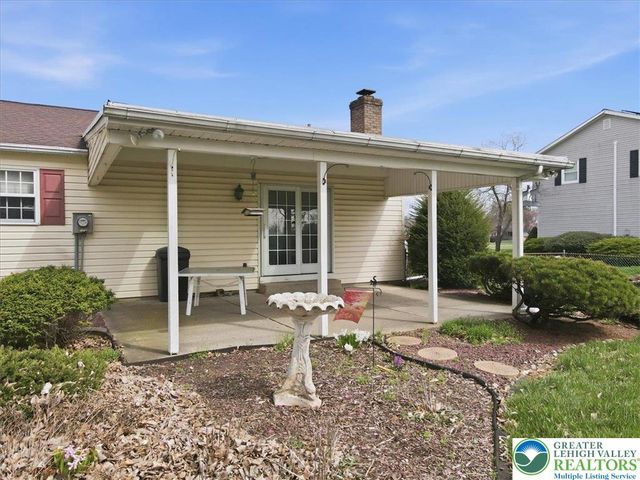 3875 Wellington Drive, Bethlehem Twp, PA 18020