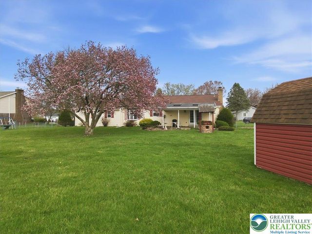 3875 Wellington Drive, Bethlehem Twp, PA 18020