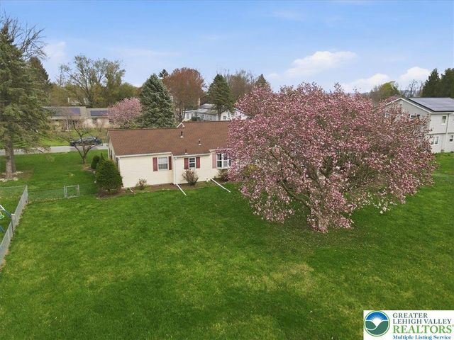 3875 Wellington Drive, Bethlehem Twp, PA 18020