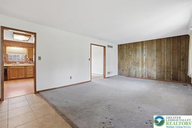 3875 Wellington Drive, Bethlehem Twp, PA 18020