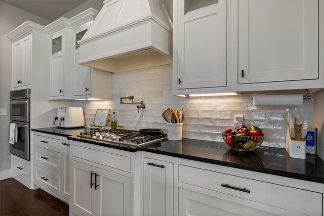 8031 La Croix Road, Decatur, AR 72722