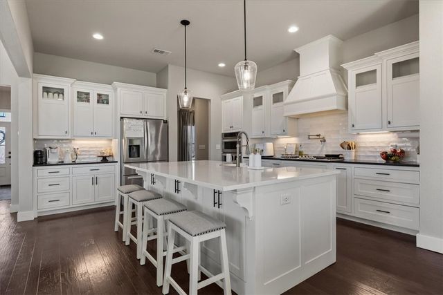 8031 La Croix Road, Decatur, AR 72722