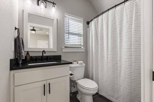 8031 La Croix Road, Decatur, AR 72722