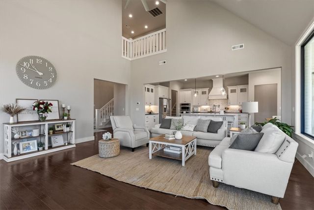 8031 La Croix Road, Decatur, AR 72722