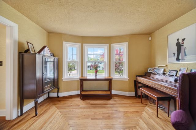 311 STRATHMORE Avenue, Erie, PA 16505