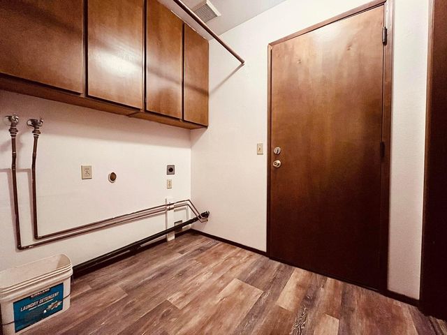 3466 Silverwood Street, Redding, CA 96002
