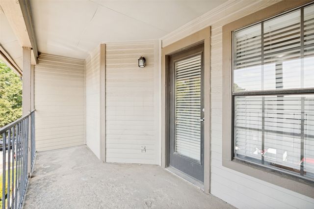 4203 Holland Avenue 10, Dallas, TX 75219