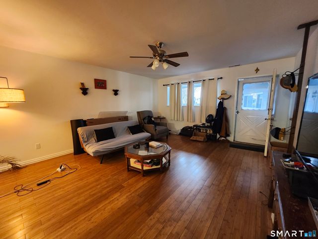 4 Union Avenue 8, Norwalk, CT 06851