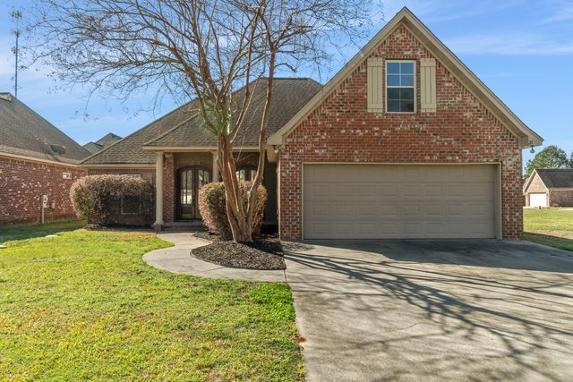 21 Village Dr., Hattiesburg, MS 39402