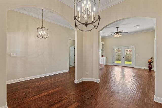 21 Village Dr., Hattiesburg, MS 39402