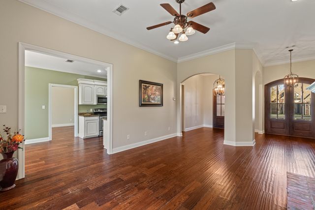 21 Village Dr., Hattiesburg, MS 39402