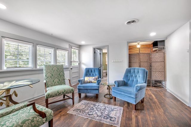 409 S 11th St, Clarksville, TN 37040