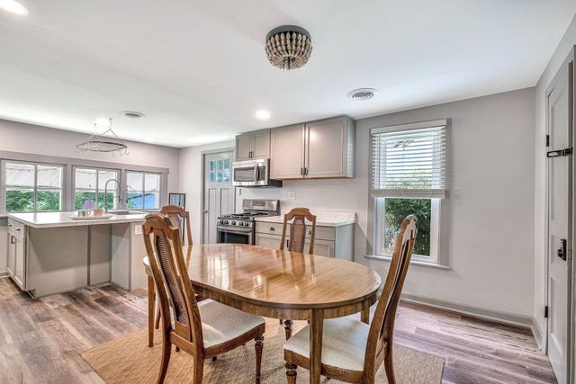 409 S 11th St, Clarksville, TN 37040