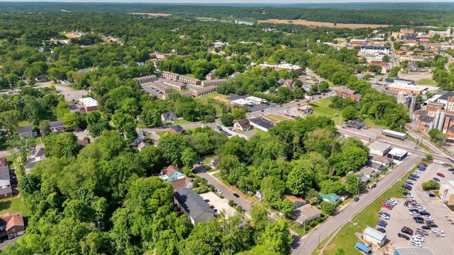 409 S 11th St, Clarksville, TN 37040