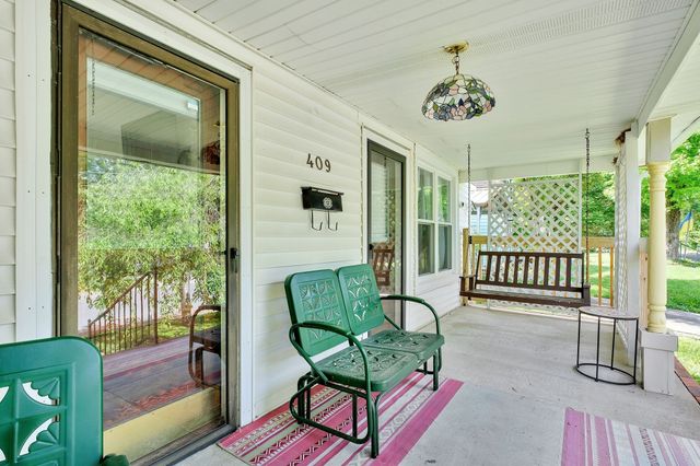 409 S 11th St, Clarksville, TN 37040