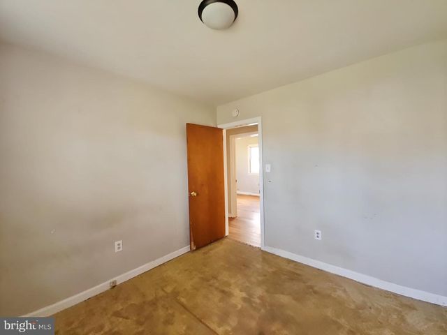 29 HARDING AVE, Pennsville, NJ 08070