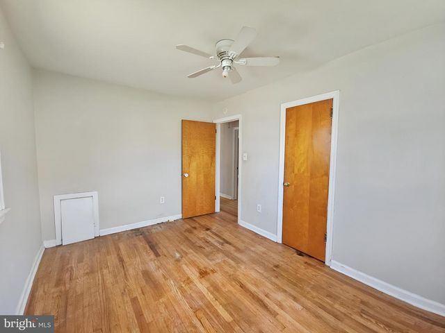 29 HARDING AVE, Pennsville, NJ 08070