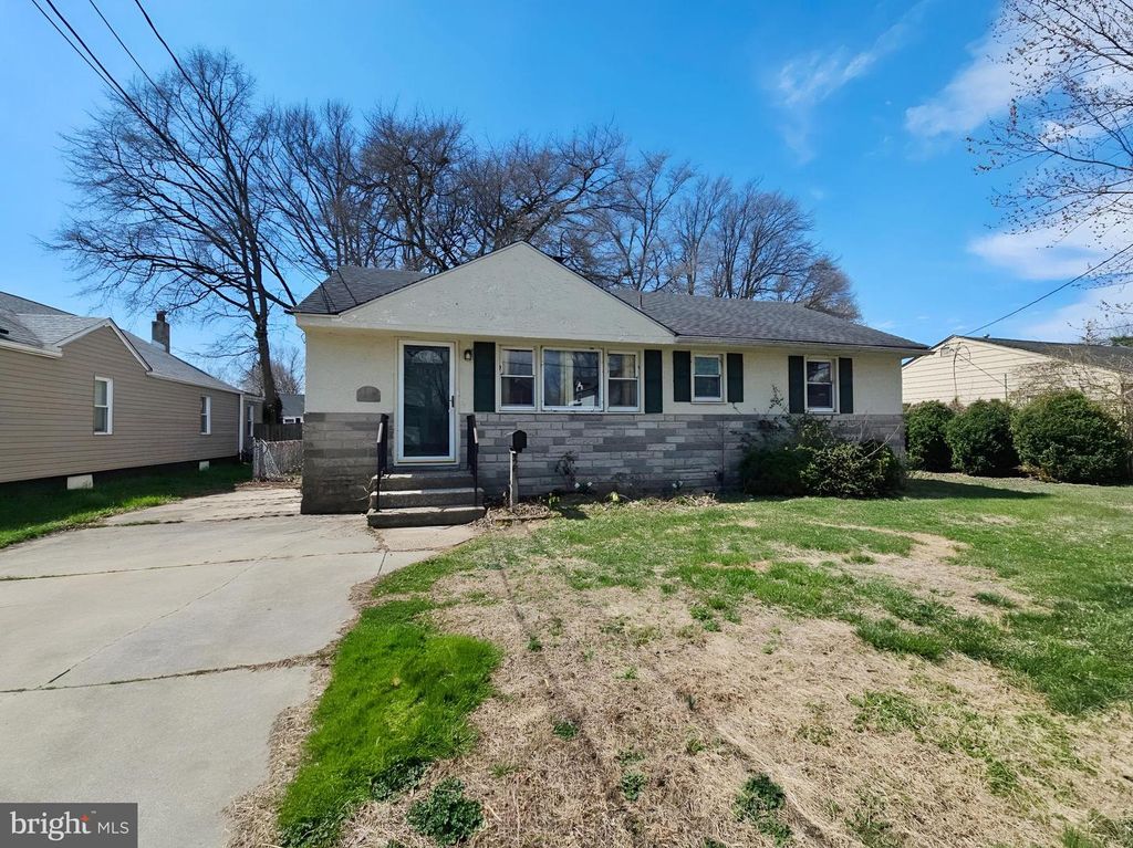 29 HARDING AVE, Pennsville, NJ 08070