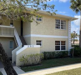 1560 SE Royal Green Circle 201, Port St. Lucie # 201, Port St Lucie, FL 34952