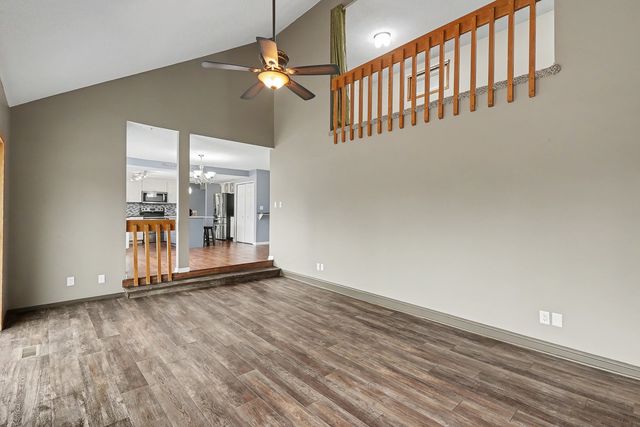 6187 SE 6th Avenue, Pleasant Hill, IA 50327