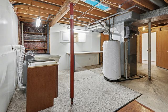 6187 SE 6th Avenue, Pleasant Hill, IA 50327