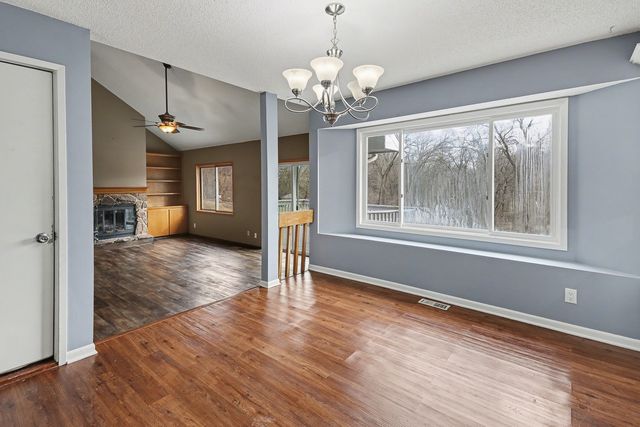 6187 SE 6th Avenue, Pleasant Hill, IA 50327