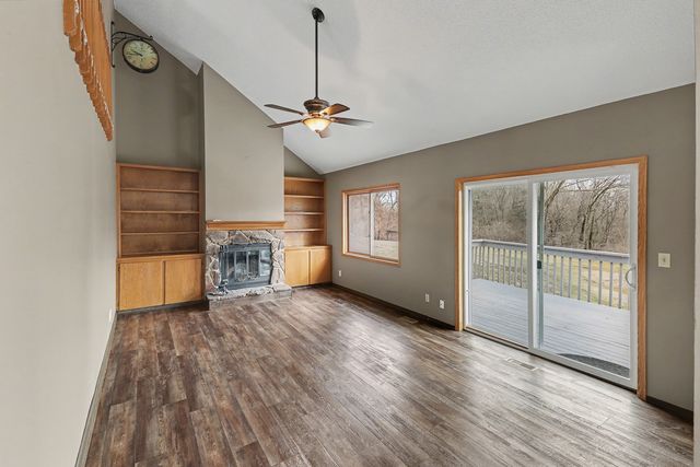 6187 SE 6th Avenue, Pleasant Hill, IA 50327