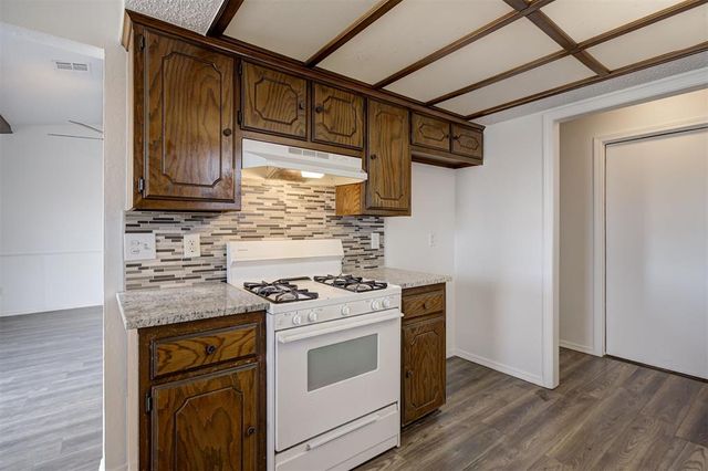 405 W Twisted Branch Way, Mustang, OK 73064