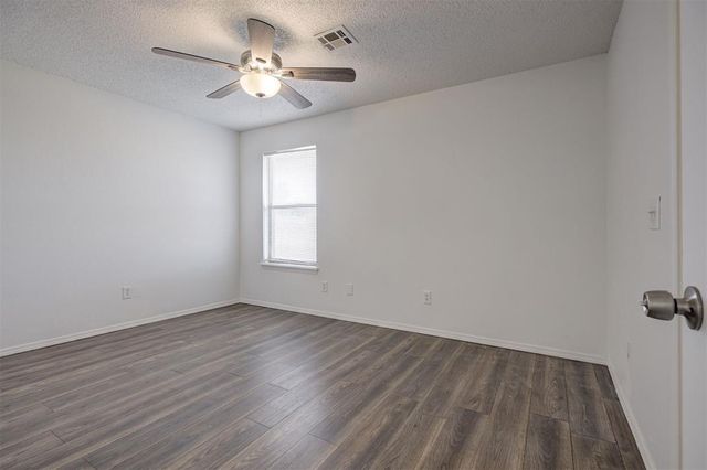 405 W Twisted Branch Way, Mustang, OK 73064