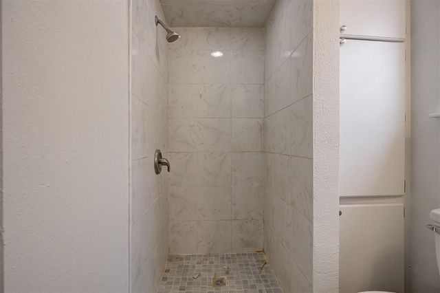 405 W Twisted Branch Way, Mustang, OK 73064