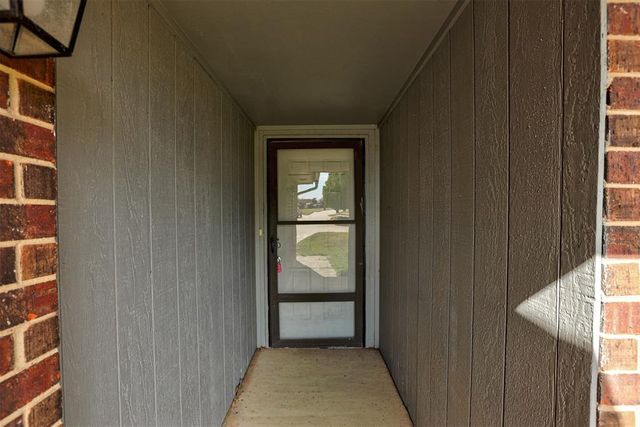 405 W Twisted Branch Way, Mustang, OK 73064