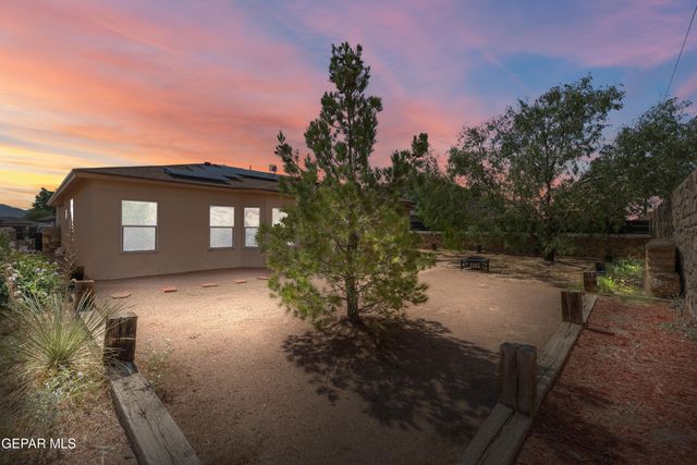 5621 England Drive, Sunland Park, NM 88063