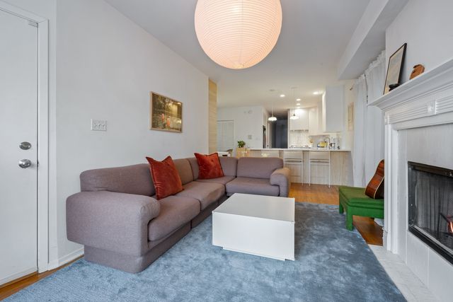 1449 W Walton Street 2, Chicago, IL 60642