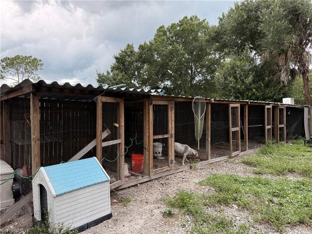 8219 Bartholomew DR, North Fort Myers, FL 33917