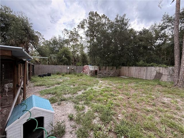 8219 Bartholomew DR, North Fort Myers, FL 33917
