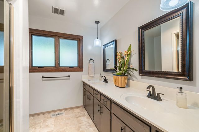 157 Littrell Drive, Medford, OR 97504