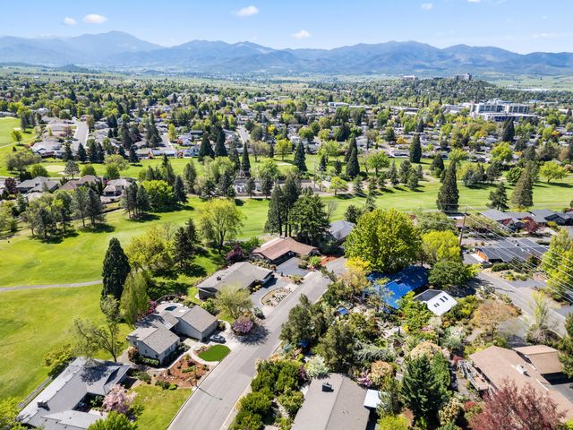 157 Littrell Drive, Medford, OR 97504