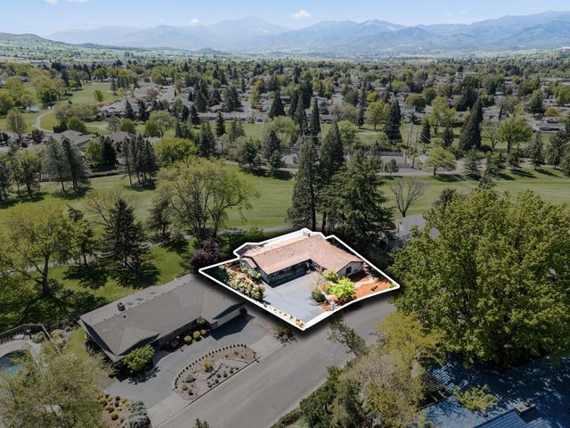 157 Littrell Drive, Medford, OR 97504