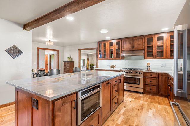 157 Littrell Drive, Medford, OR 97504