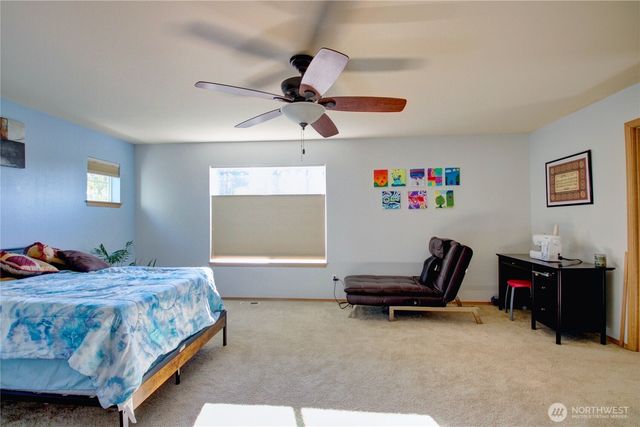 4651 Nooksack Loop, Mount Vernon, WA 98273